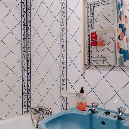 Vau In Alvor, By Mycelia *